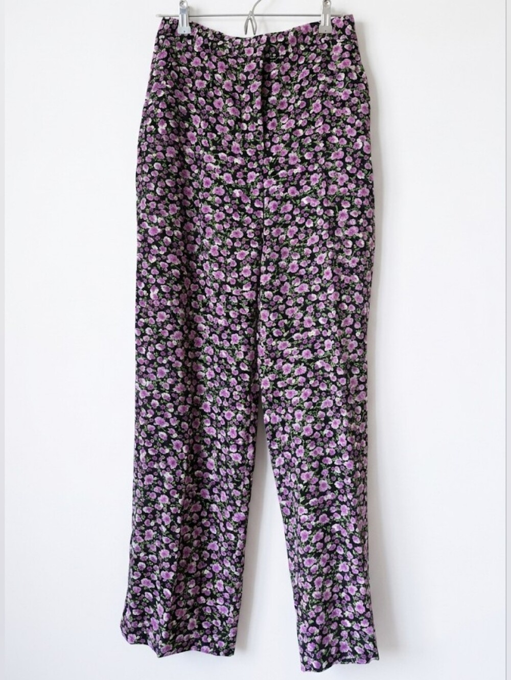 Zara Floral High-Waisted Wide Leg Pants – Purple & Black Pockets Size M